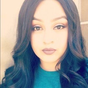 Meet your Posher, Vanessa